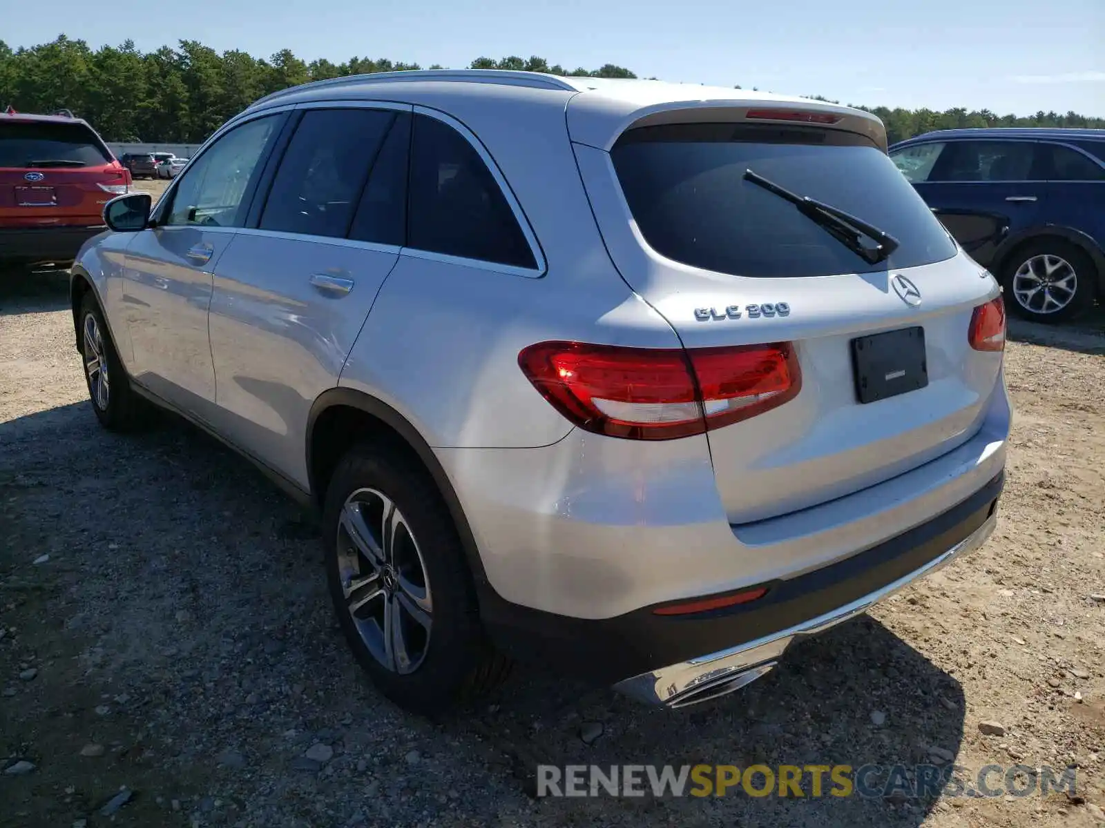 3 Photograph of a damaged car WDC0G4KB5KV196812 MERCEDES-BENZ GLC-CLASS 2019