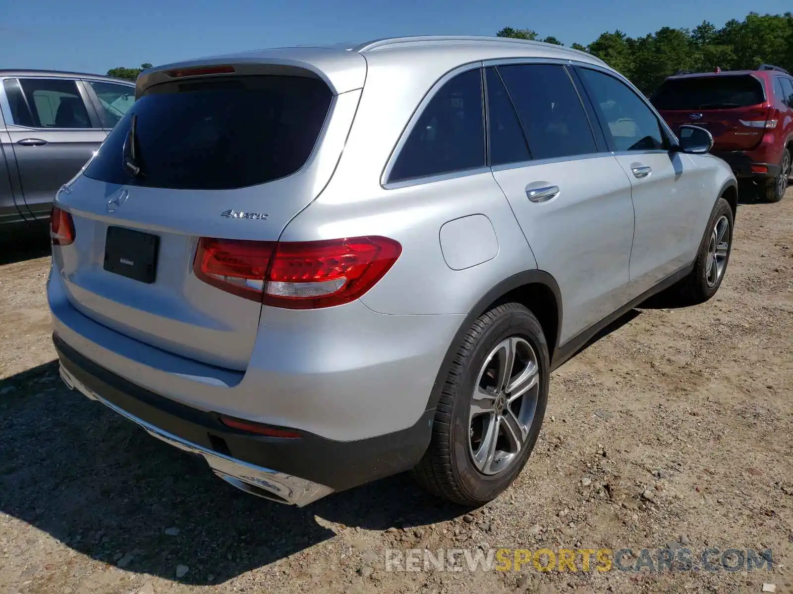 4 Photograph of a damaged car WDC0G4KB5KV196812 MERCEDES-BENZ GLC-CLASS 2019