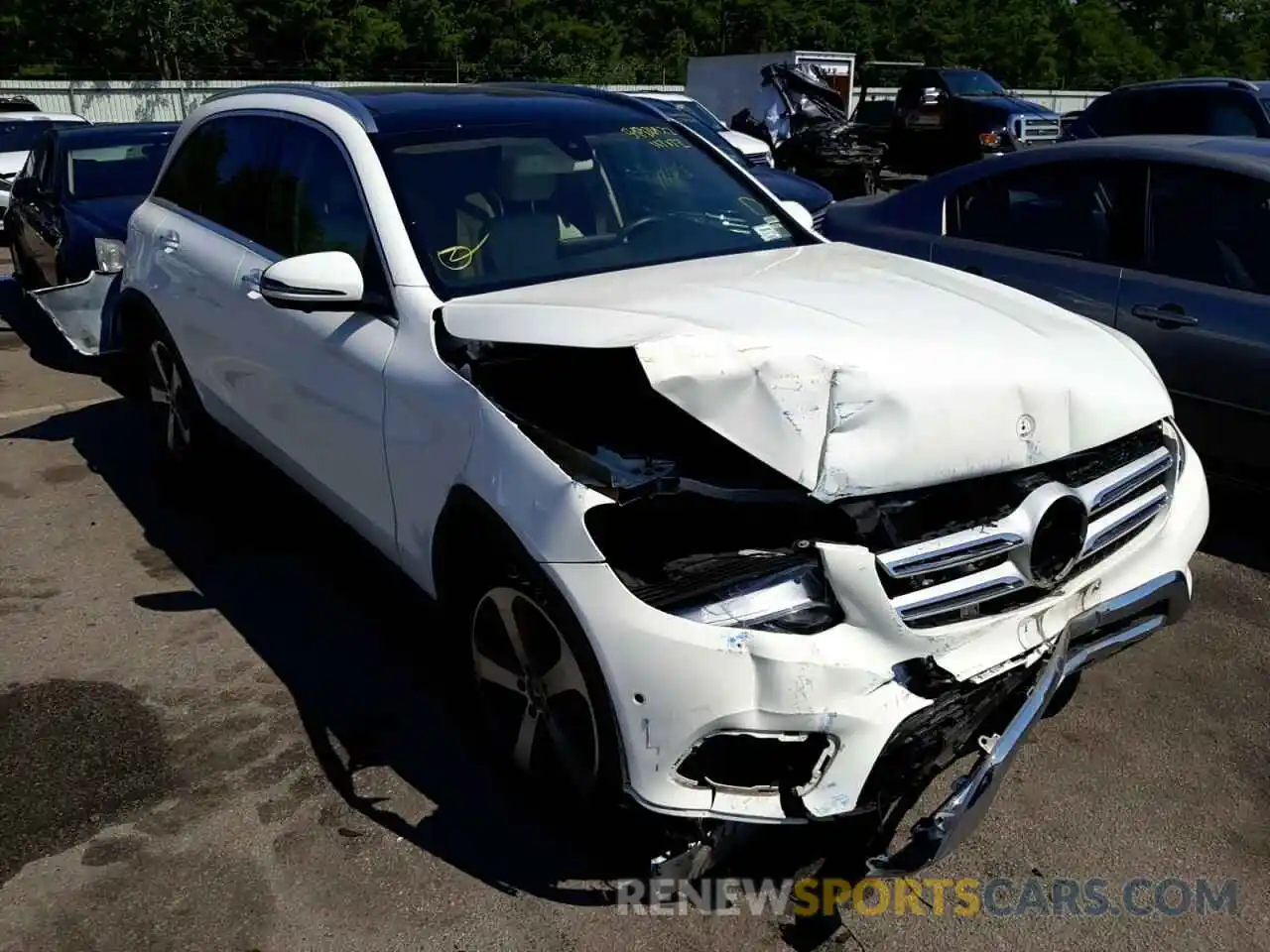 1 Photograph of a damaged car WDC0G4KB7KV117172 MERCEDES-BENZ GLC-CLASS 2019