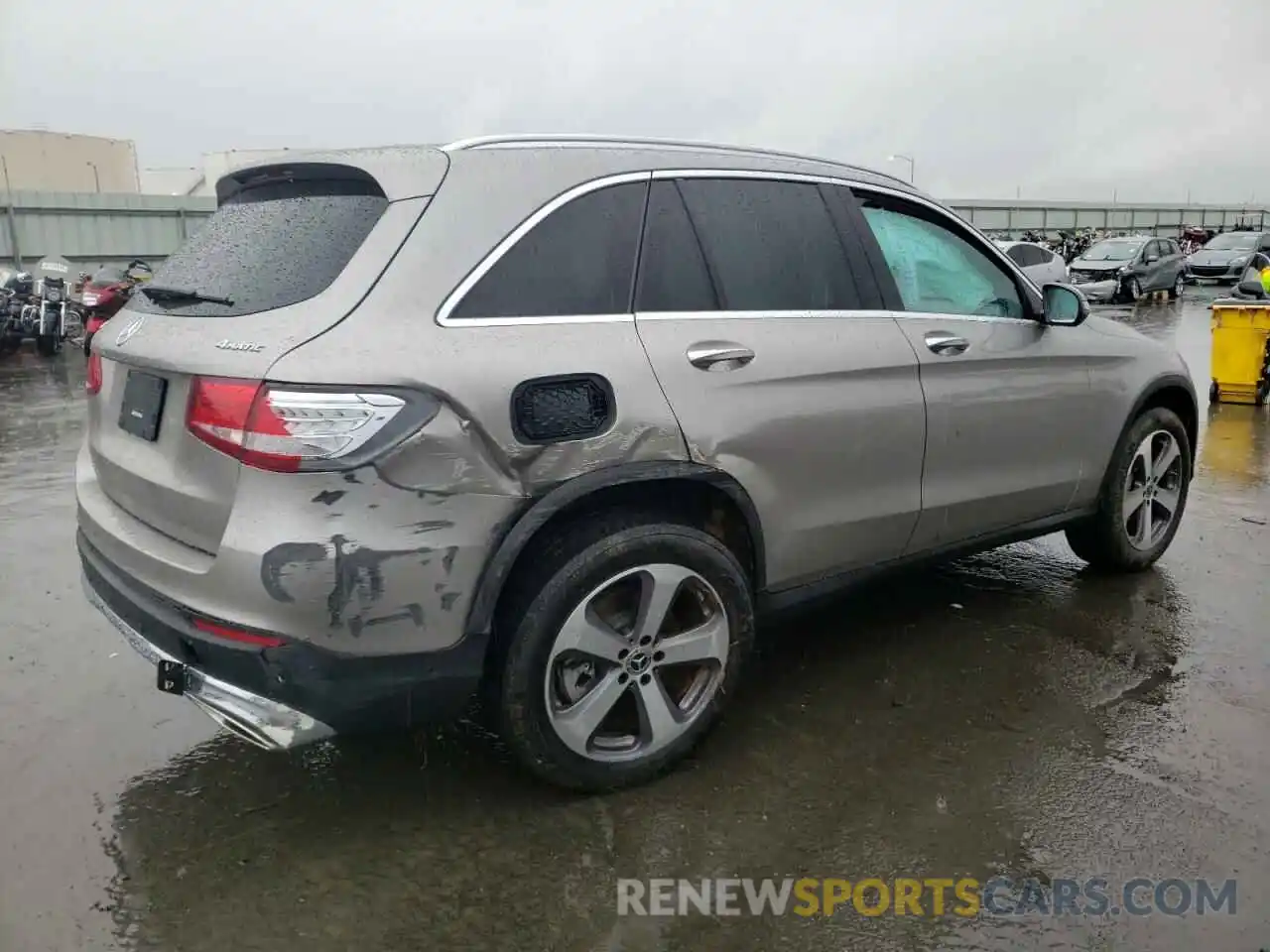 4 Photograph of a damaged car WDC0G4KB7KV122517 MERCEDES-BENZ GLC-CLASS 2019