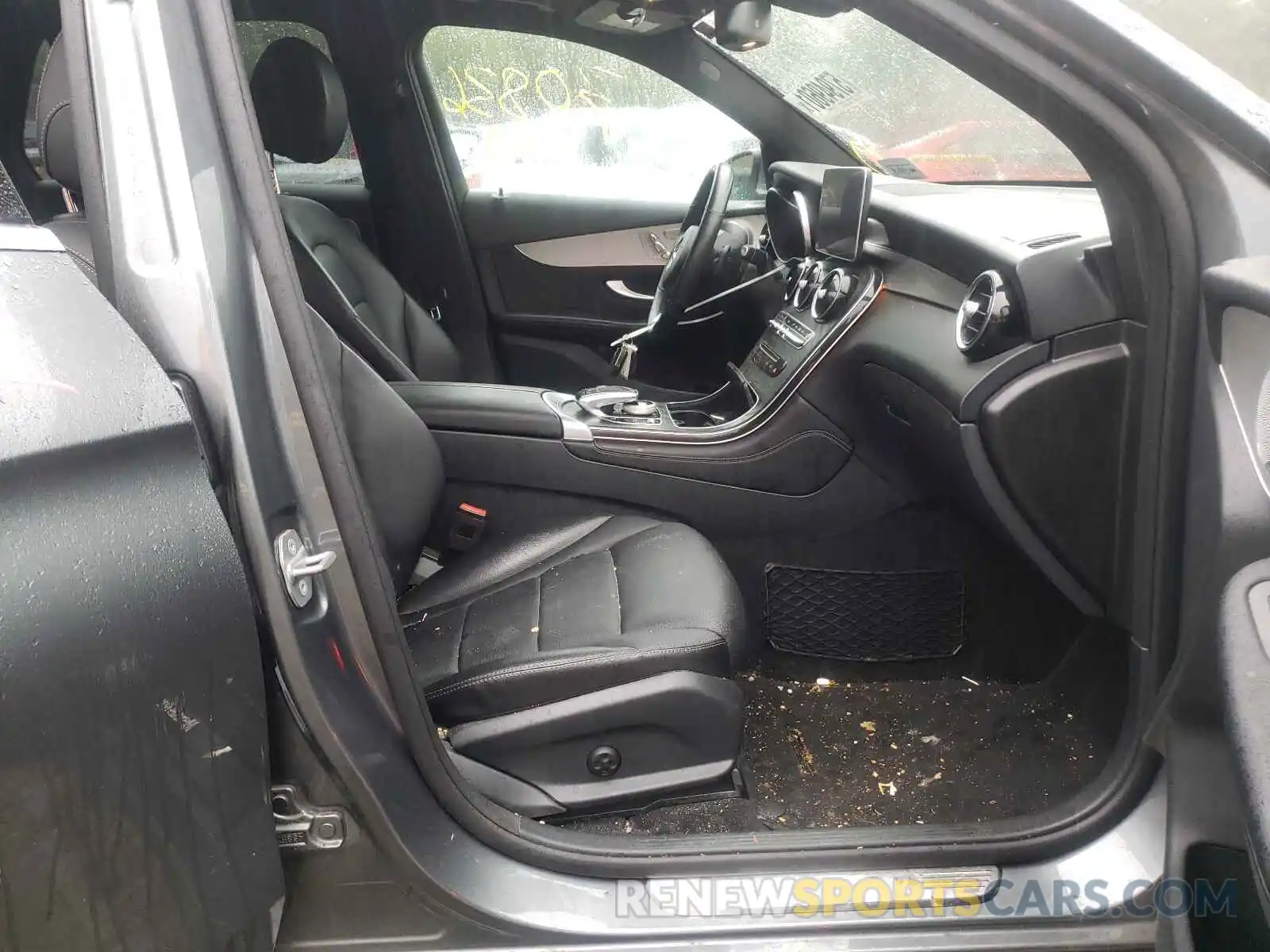 5 Photograph of a damaged car WDC0G4KB7KV142055 MERCEDES-BENZ GLC-CLASS 2019