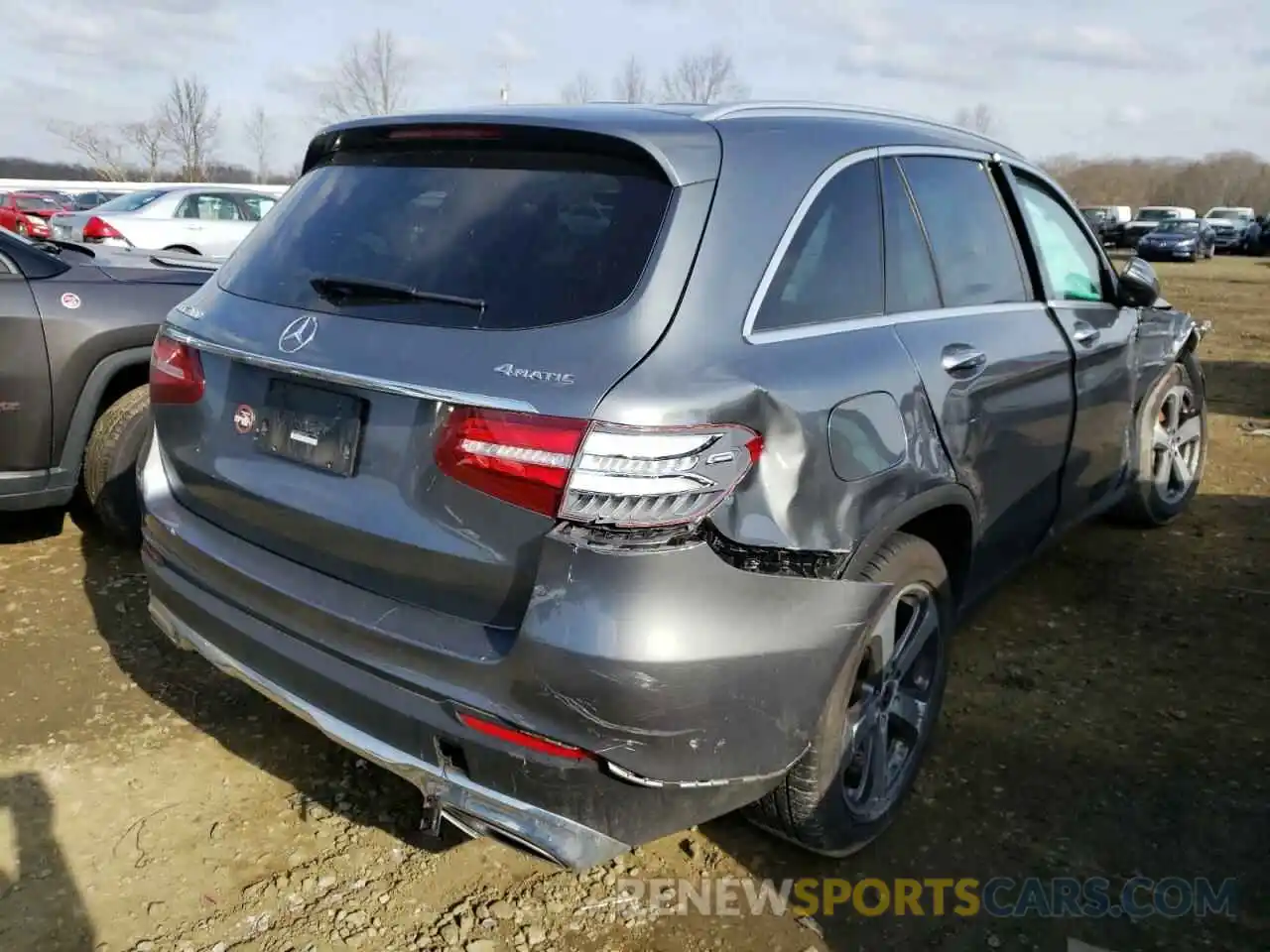 4 Фотография поврежденного автомобиля WDC0G4KB7KV143903 MERCEDES-BENZ GLC-CLASS 2019