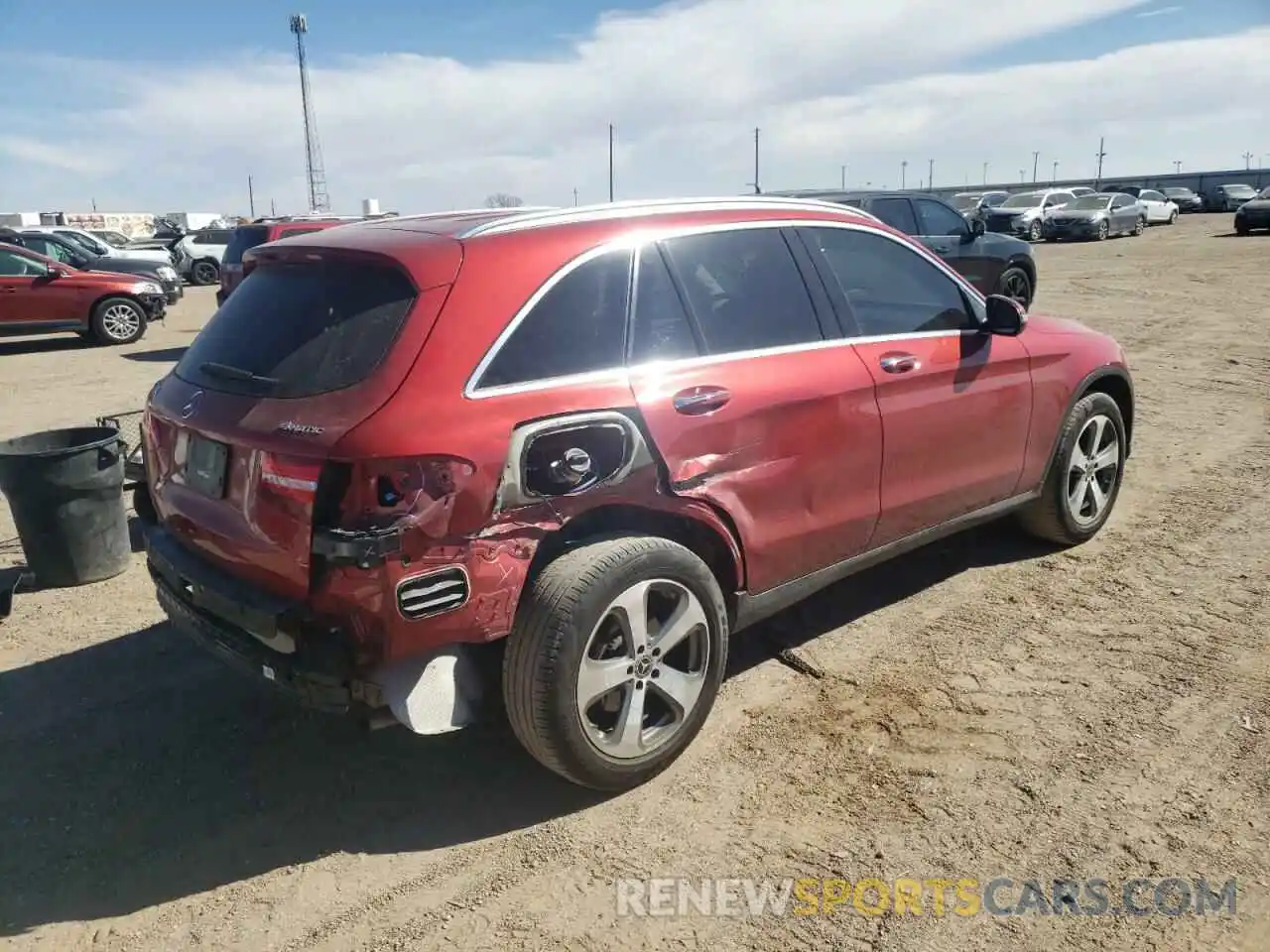 4 Photograph of a damaged car WDC0G4KB7KV164508 MERCEDES-BENZ GLC-CLASS 2019