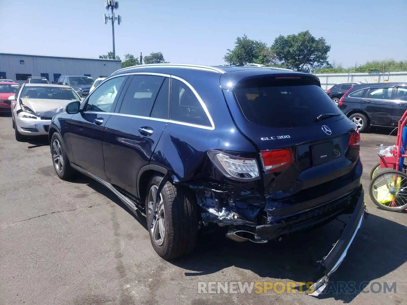 3 Photograph of a damaged car WDC0G4KB7KV171779 MERCEDES-BENZ GLC-CLASS 2019