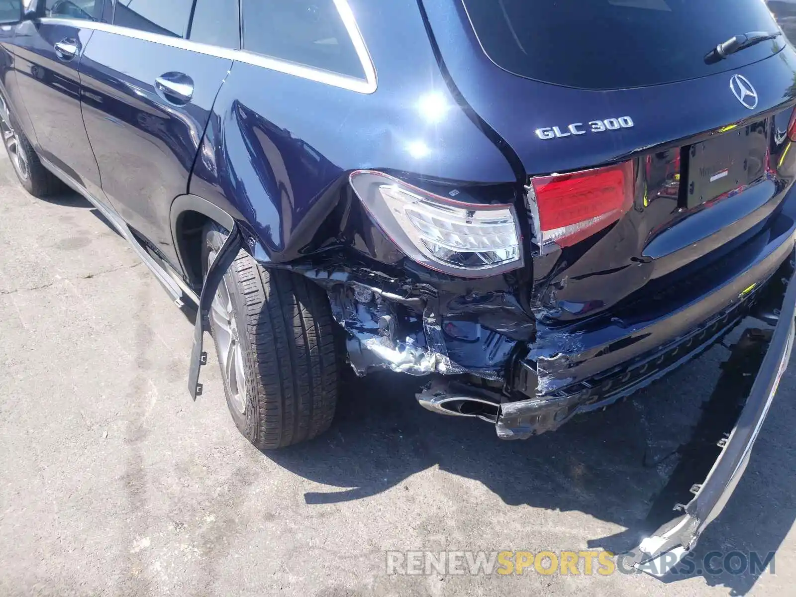 9 Photograph of a damaged car WDC0G4KB7KV171779 MERCEDES-BENZ GLC-CLASS 2019