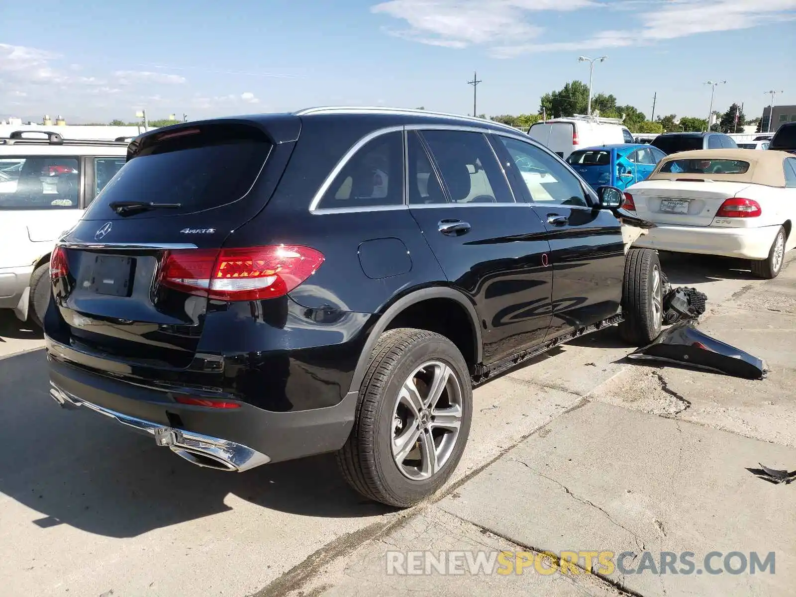 4 Photograph of a damaged car WDC0G4KB7KV180062 MERCEDES-BENZ GLC-CLASS 2019