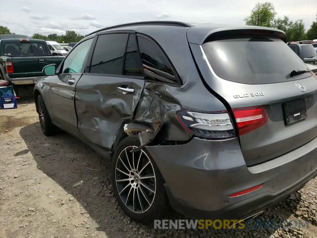 10 Photograph of a damaged car WDC0G4KB8KV137916 MERCEDES-BENZ GLC-CLASS 2019