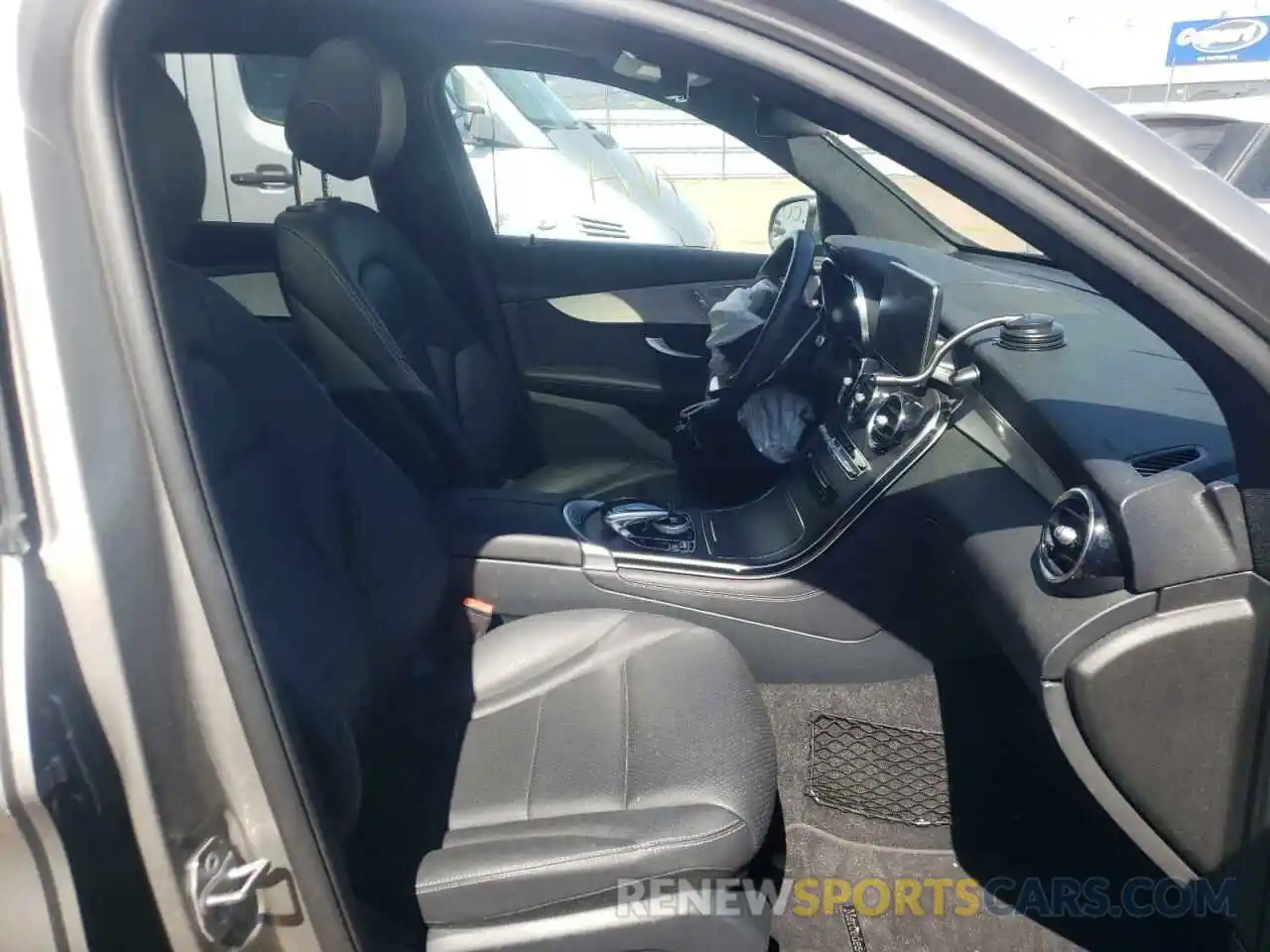 5 Photograph of a damaged car WDC0G4KB8KV151508 MERCEDES-BENZ GLC-CLASS 2019