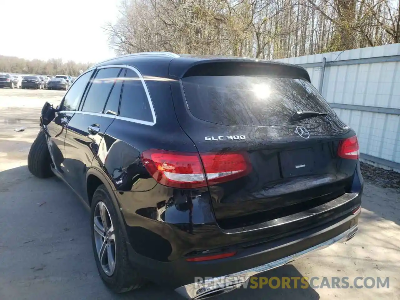 3 Photograph of a damaged car WDC0G4KB8KV162086 MERCEDES-BENZ GLC-CLASS 2019