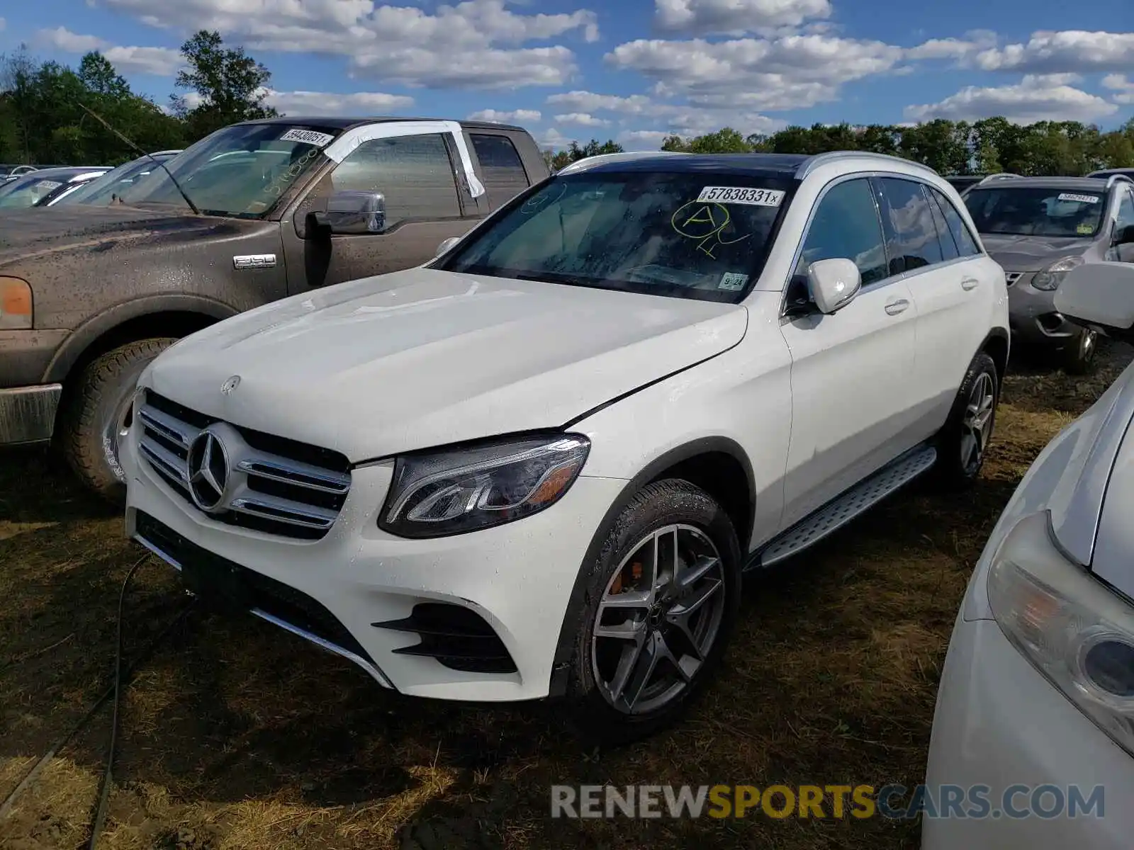 2 Photograph of a damaged car WDC0G4KB8KV190082 MERCEDES-BENZ GLC-CLASS 2019