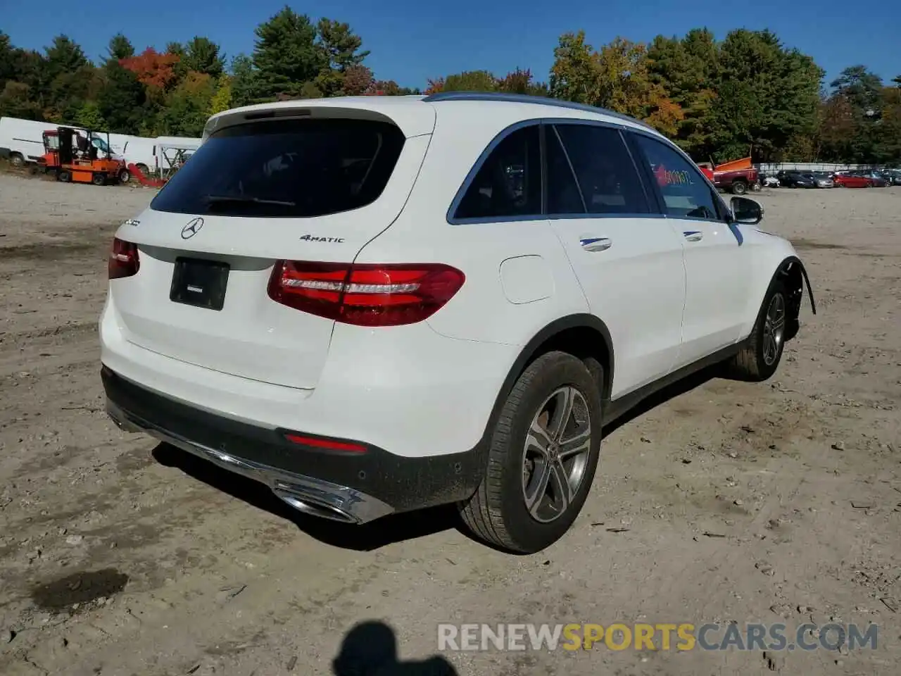 4 Photograph of a damaged car WDC0G4KB8KV197372 MERCEDES-BENZ GLC-CLASS 2019