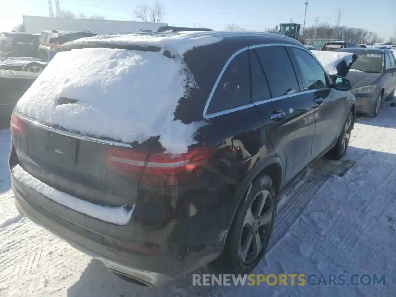 4 Photograph of a damaged car WDC0G4KB9KF620731 MERCEDES-BENZ GLC-CLASS 2019