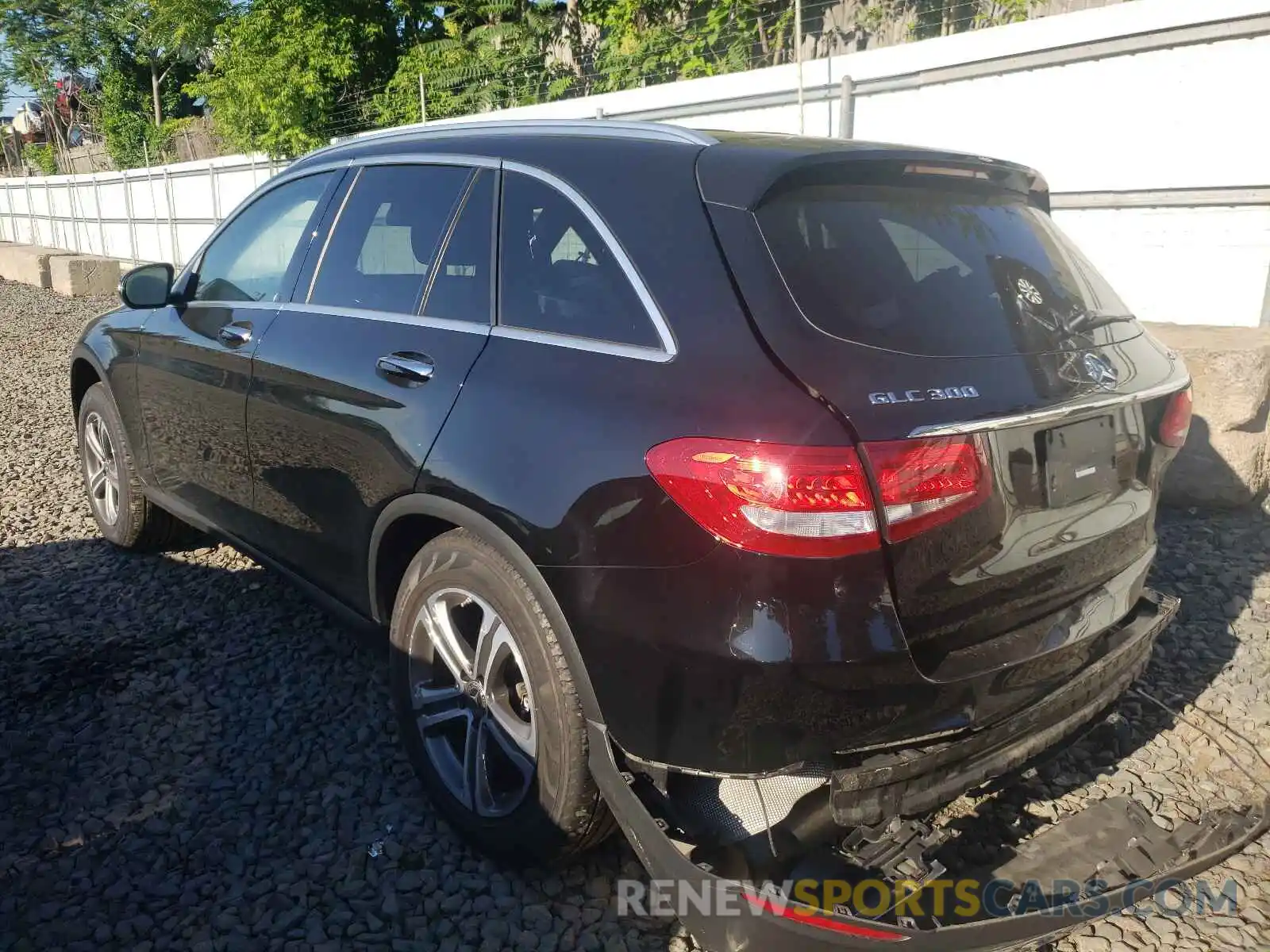 3 Photograph of a damaged car WDC0G4KB9KV133342 MERCEDES-BENZ GLC-CLASS 2019