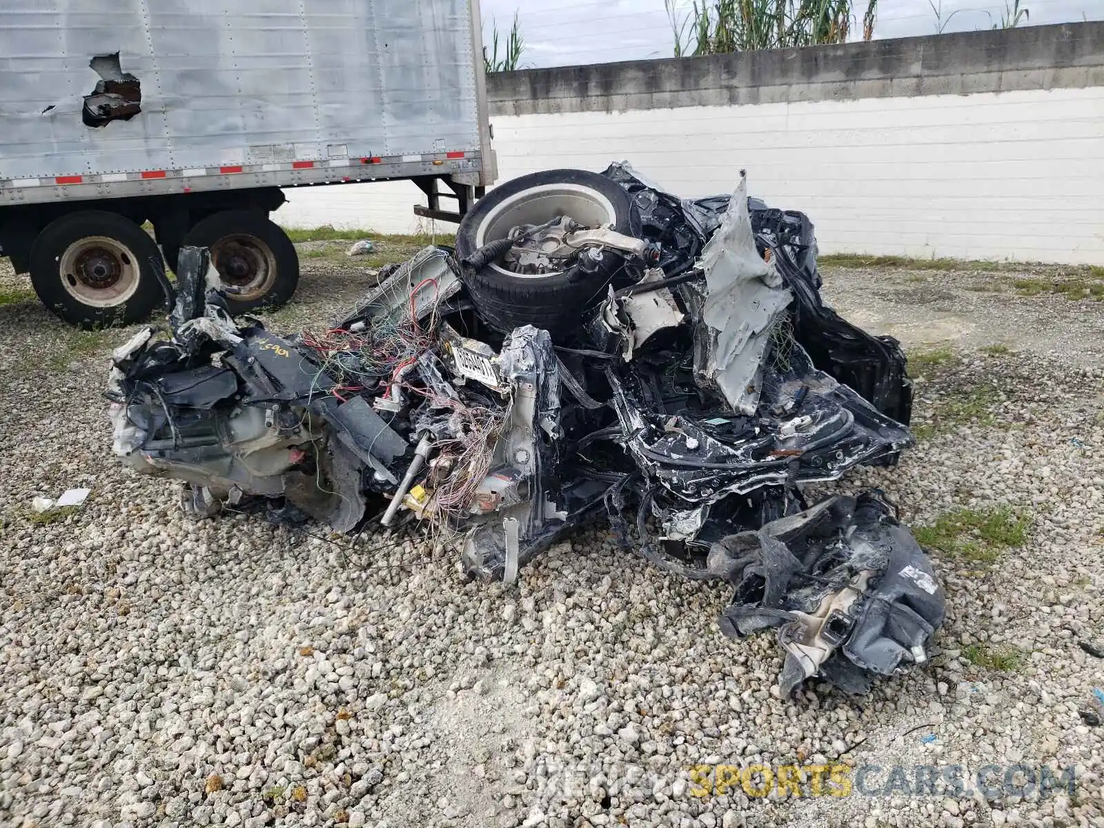 2 Photograph of a damaged car WDC0G4KB9KV175901 MERCEDES-BENZ GLC-CLASS 2019