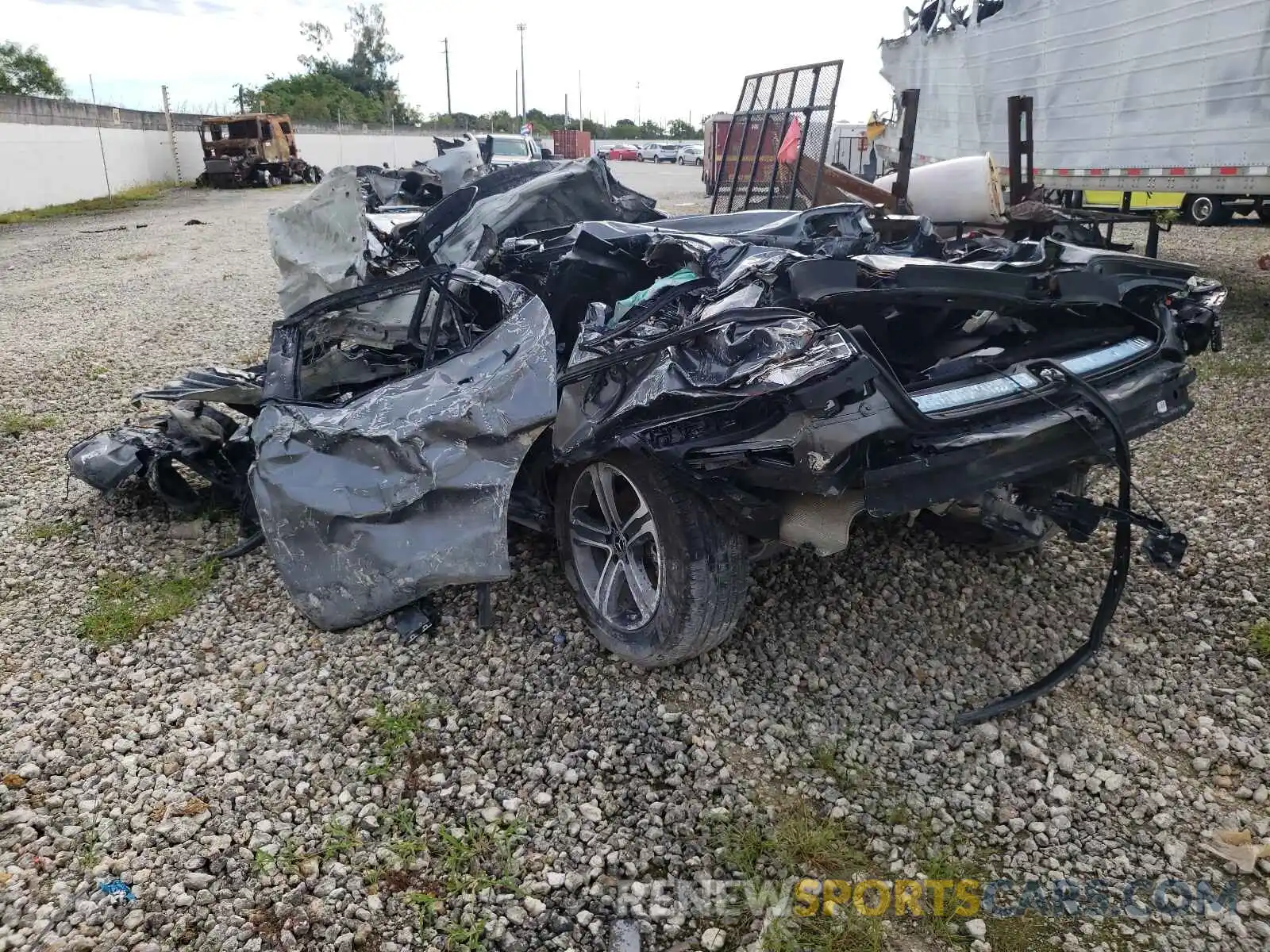 3 Photograph of a damaged car WDC0G4KB9KV175901 MERCEDES-BENZ GLC-CLASS 2019