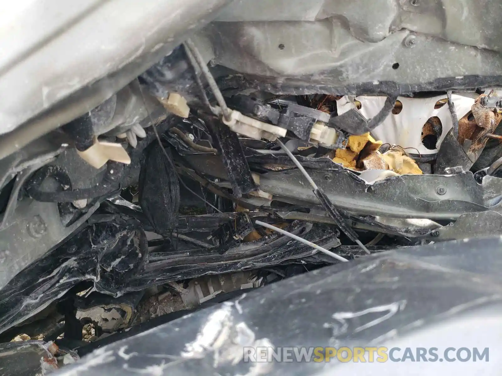 8 Photograph of a damaged car WDC0G4KB9KV175901 MERCEDES-BENZ GLC-CLASS 2019