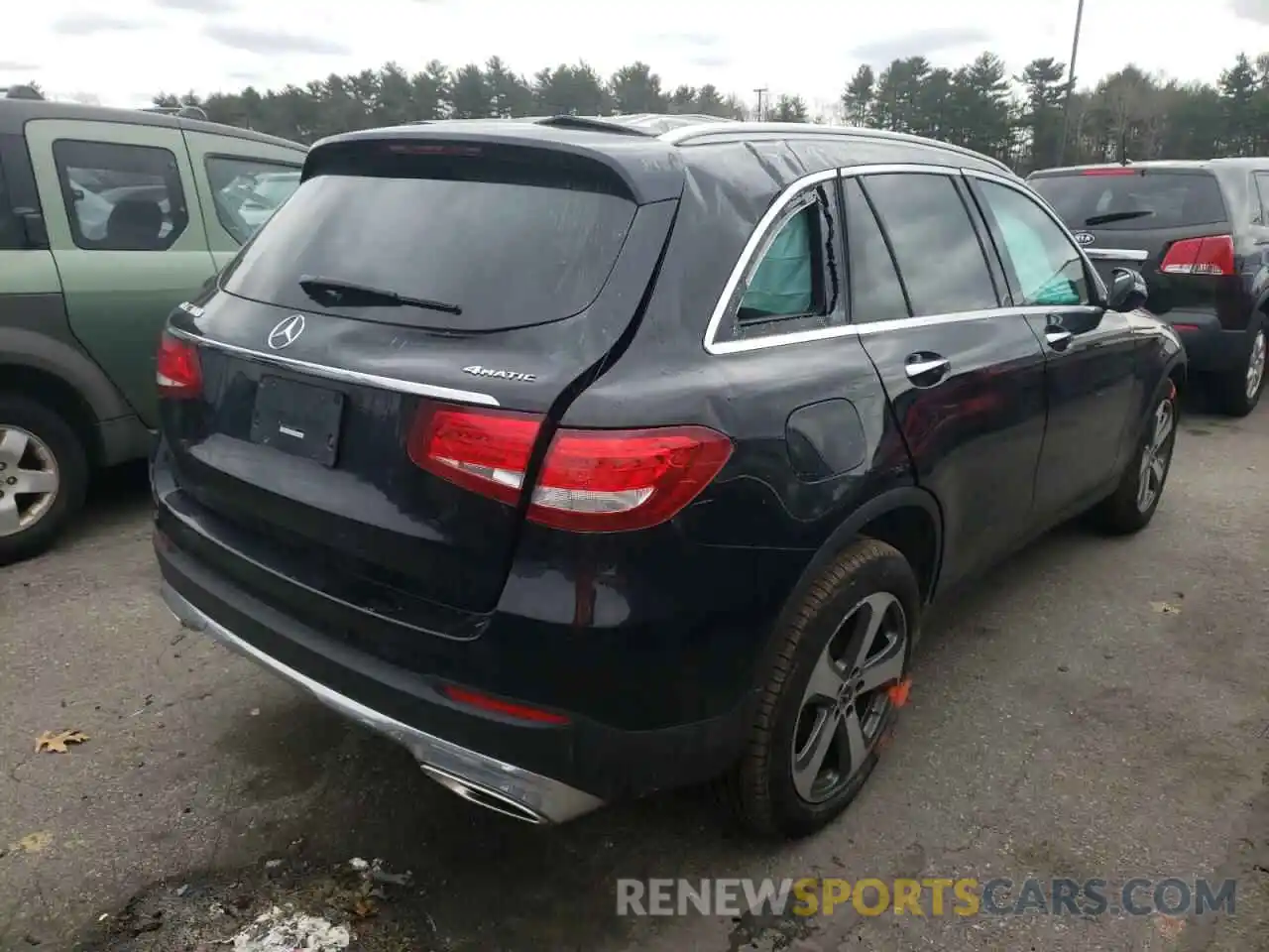 4 Photograph of a damaged car WDC0G4KB9KV189779 MERCEDES-BENZ GLC-CLASS 2019