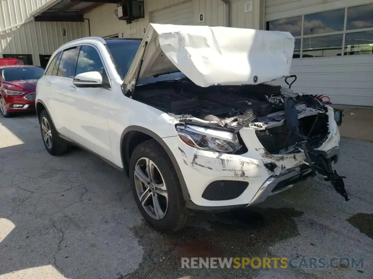 1 Photograph of a damaged car WDC0G4KBXKF665256 MERCEDES-BENZ GLC-CLASS 2019