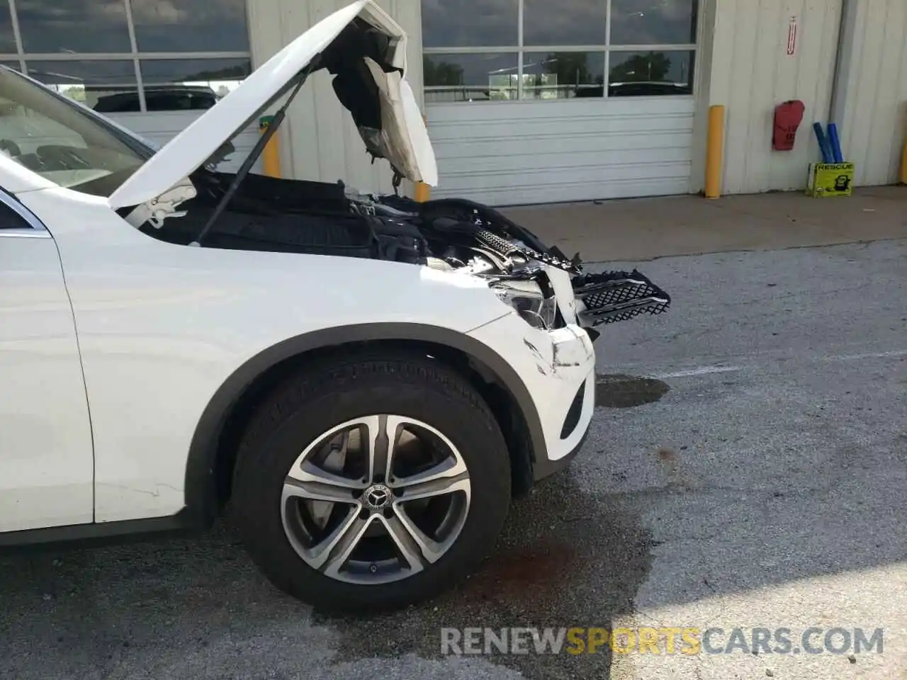 9 Photograph of a damaged car WDC0G4KBXKF665256 MERCEDES-BENZ GLC-CLASS 2019