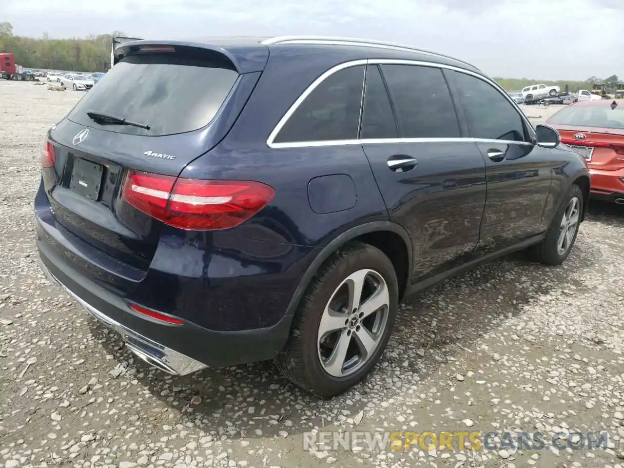 4 Фотография поврежденного автомобиля WDC0G4KBXKV175079 MERCEDES-BENZ GLC-CLASS 2019