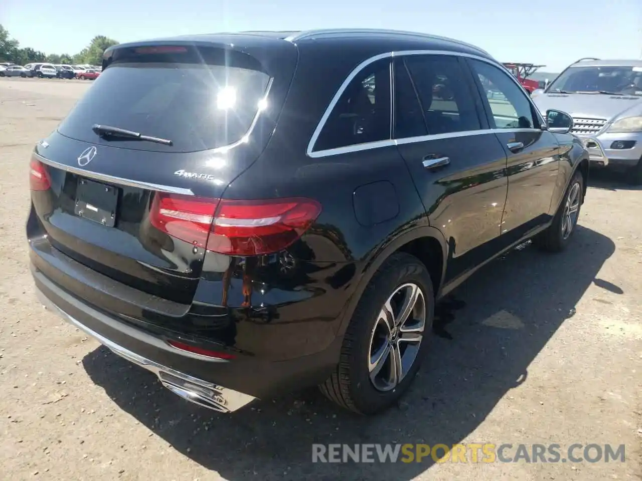 4 Photograph of a damaged car WDC0G4KBXKV196675 MERCEDES-BENZ GLC-CLASS 2019