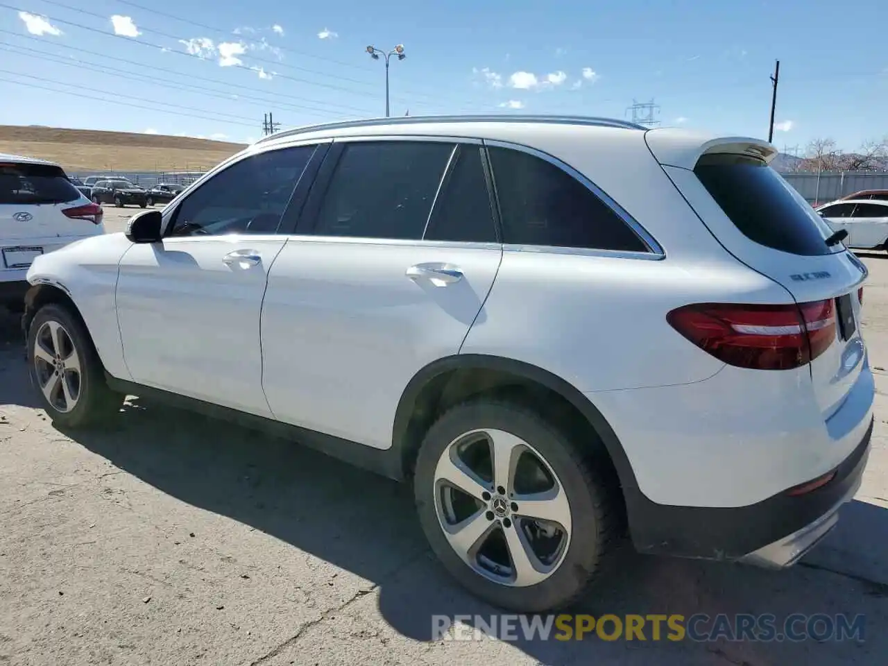 2 Photograph of a damaged car WDC0G4KBXKV197003 MERCEDES-BENZ GLC-CLASS 2019