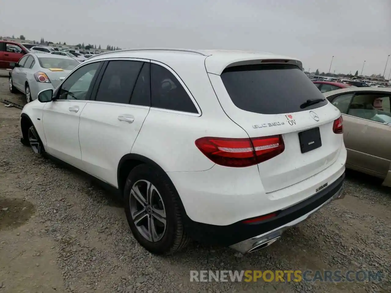 3 Photograph of a damaged car WDC0G5EB0KF592450 MERCEDES-BENZ GLC-CLASS 2019