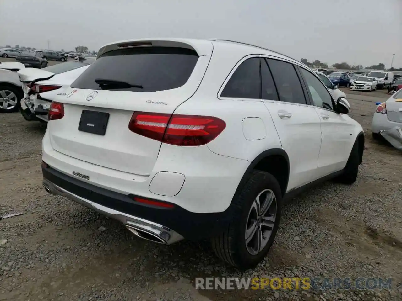 4 Photograph of a damaged car WDC0G5EB0KF592450 MERCEDES-BENZ GLC-CLASS 2019