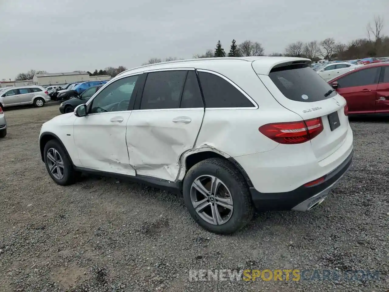 2 Photograph of a damaged car WDC0G5EB1KF495080 MERCEDES-BENZ GLC-CLASS 2019