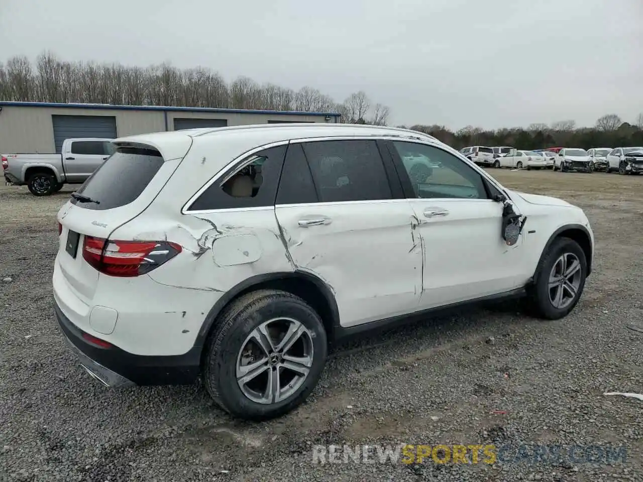 3 Photograph of a damaged car WDC0G5EB1KF495080 MERCEDES-BENZ GLC-CLASS 2019