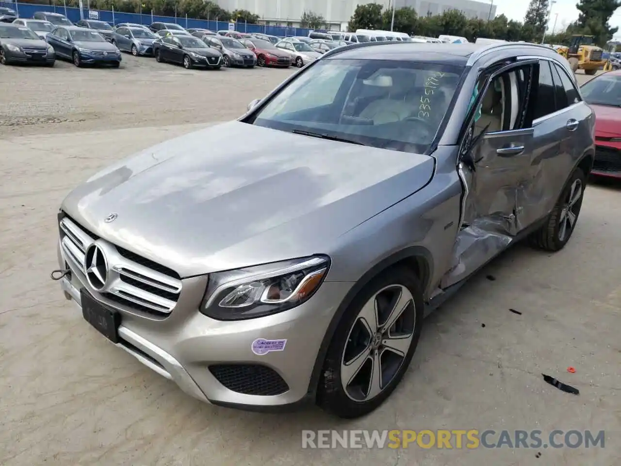 2 Photograph of a damaged car WDC0G5EB2KF519158 MERCEDES-BENZ GLC-CLASS 2019