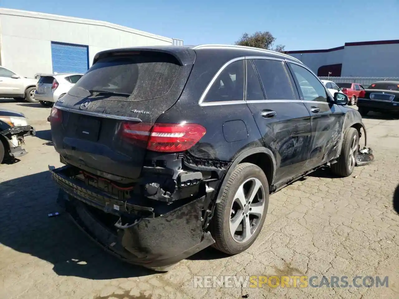 4 Photograph of a damaged car WDC0G5EB2KF565086 MERCEDES-BENZ GLC-CLASS 2019