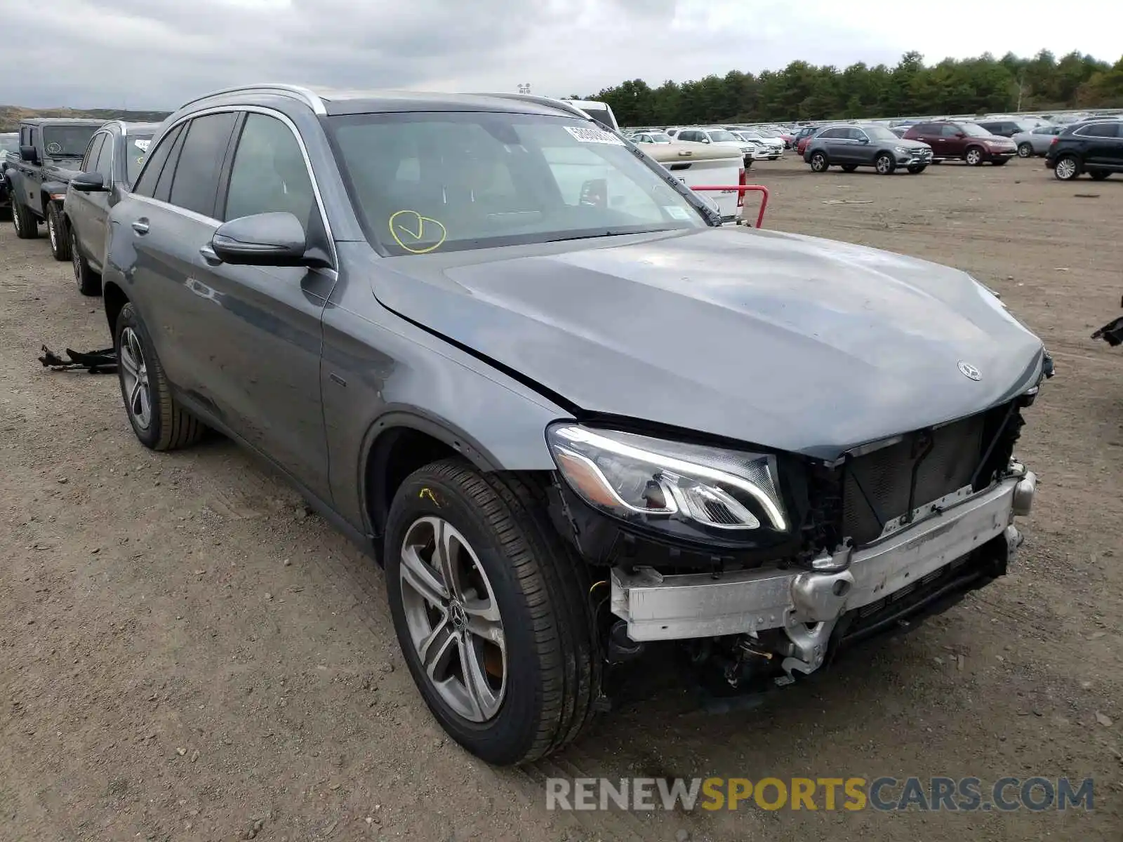 1 Photograph of a damaged car WDC0G5EB3KF566439 MERCEDES-BENZ GLC-CLASS 2019