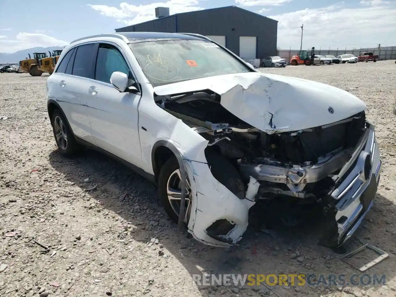 1 Photograph of a damaged car WDC0G5EB3KF608429 MERCEDES-BENZ GLC-CLASS 2019