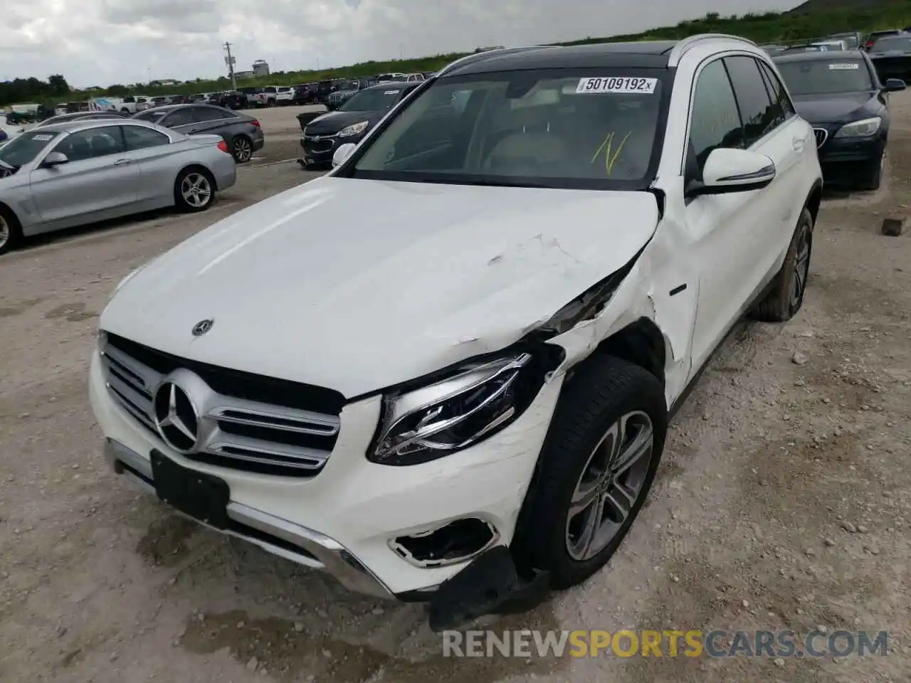 2 Photograph of a damaged car WDC0G5EB3KF612660 MERCEDES-BENZ GLC-CLASS 2019