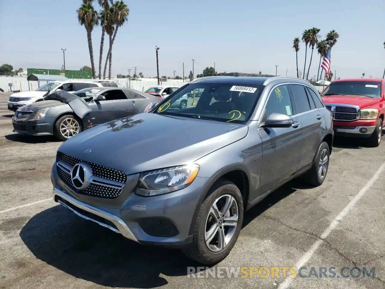 2 Photograph of a damaged car WDC0G5EB4KF571956 MERCEDES-BENZ GLC-CLASS 2019