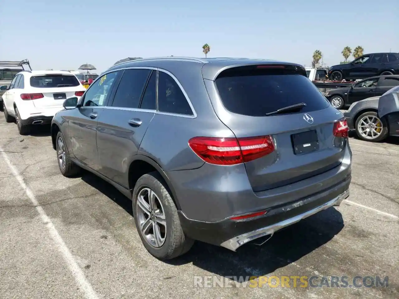 3 Photograph of a damaged car WDC0G5EB4KF571956 MERCEDES-BENZ GLC-CLASS 2019