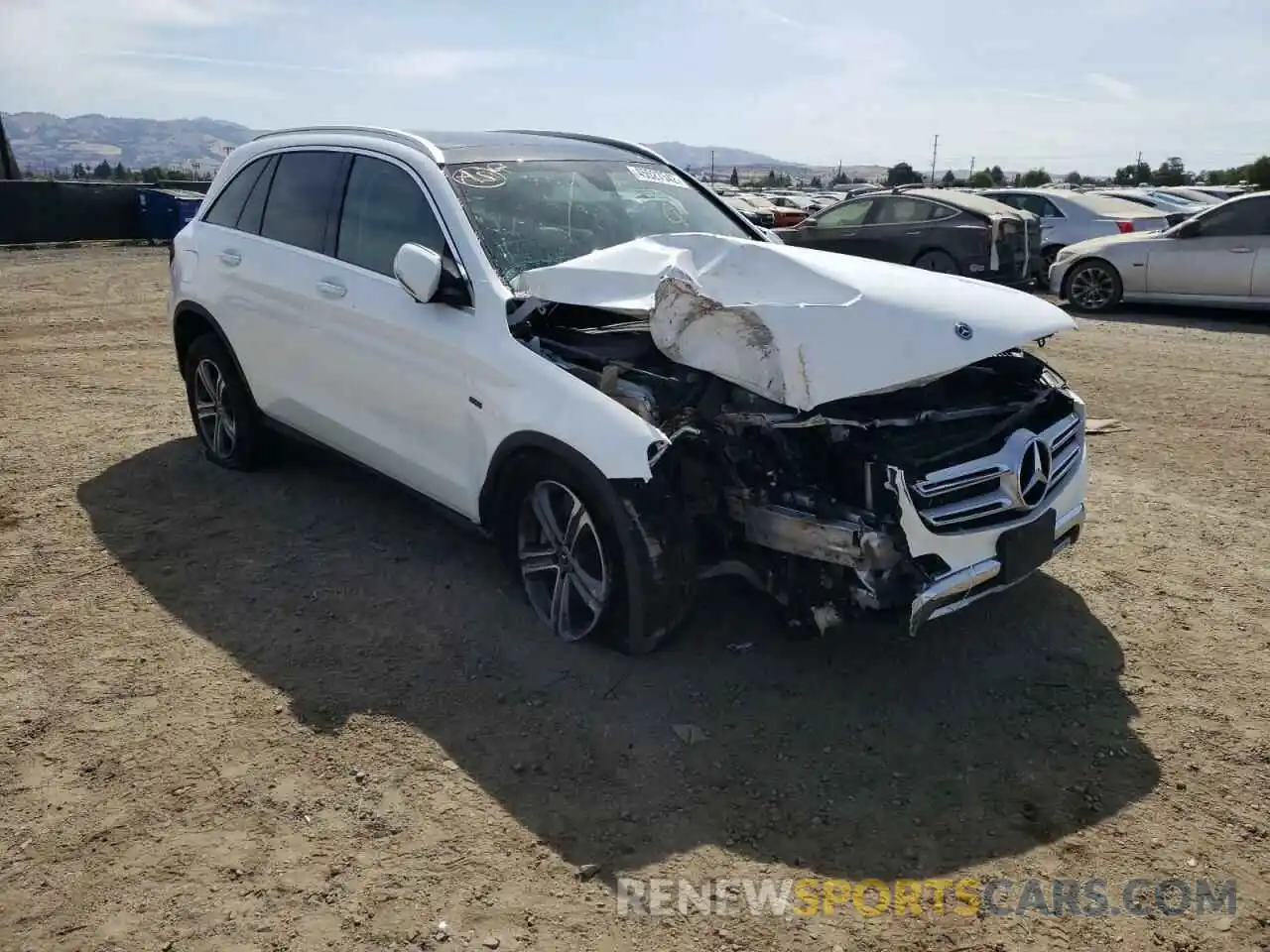 1 Photograph of a damaged car WDC0G5EB4KF572654 MERCEDES-BENZ GLC-CLASS 2019