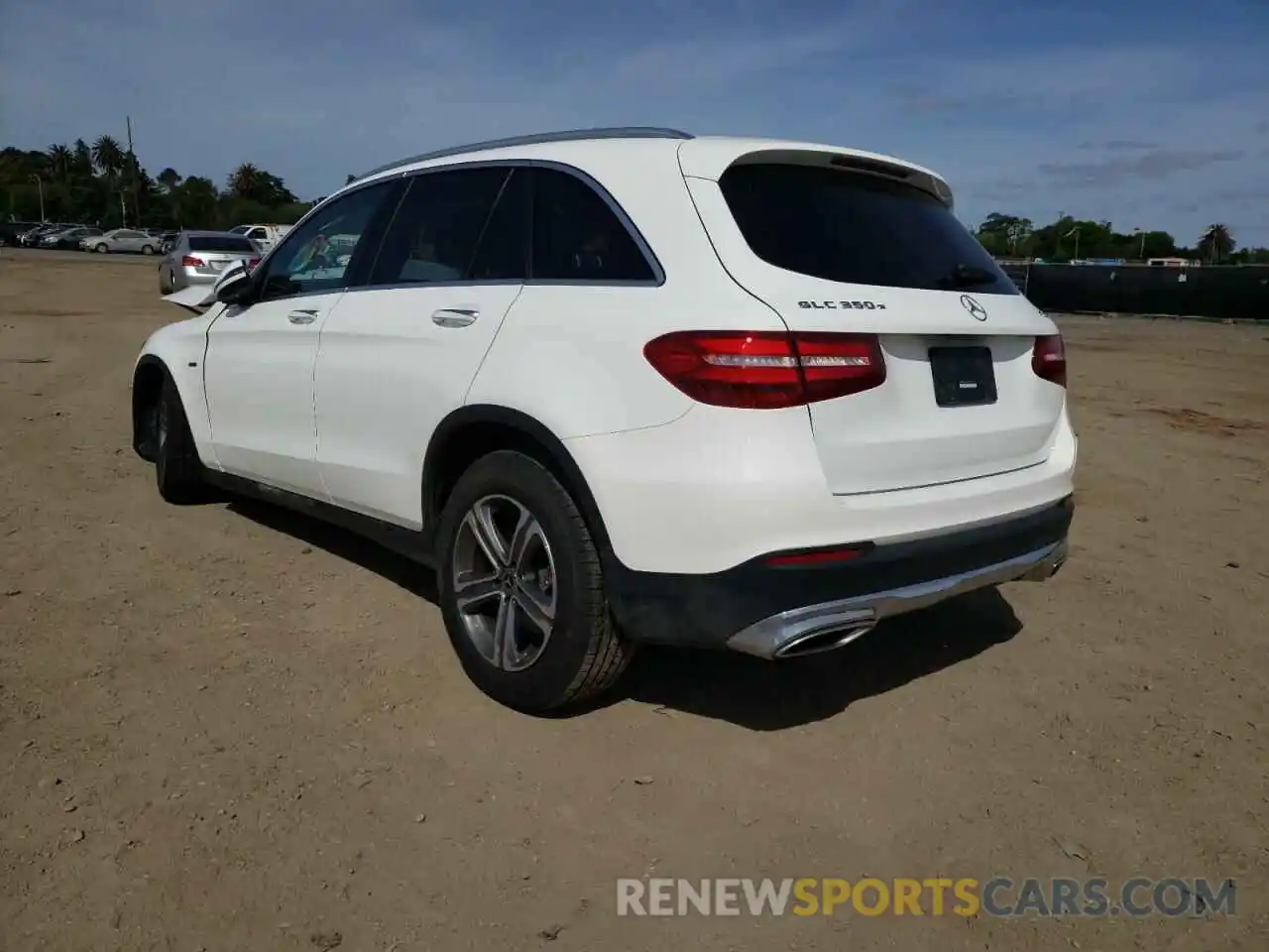 3 Photograph of a damaged car WDC0G5EB4KF572654 MERCEDES-BENZ GLC-CLASS 2019