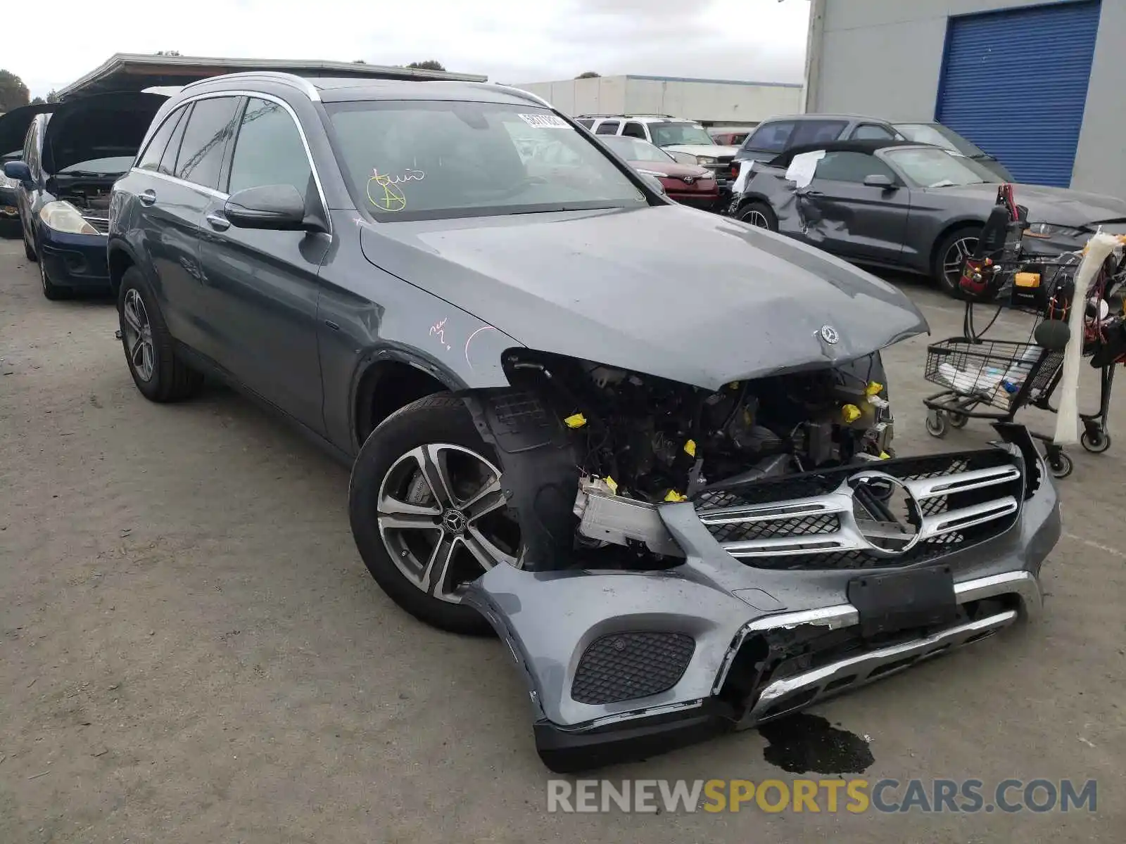 1 Photograph of a damaged car WDC0G5EB5KF509370 MERCEDES-BENZ GLC-CLASS 2019