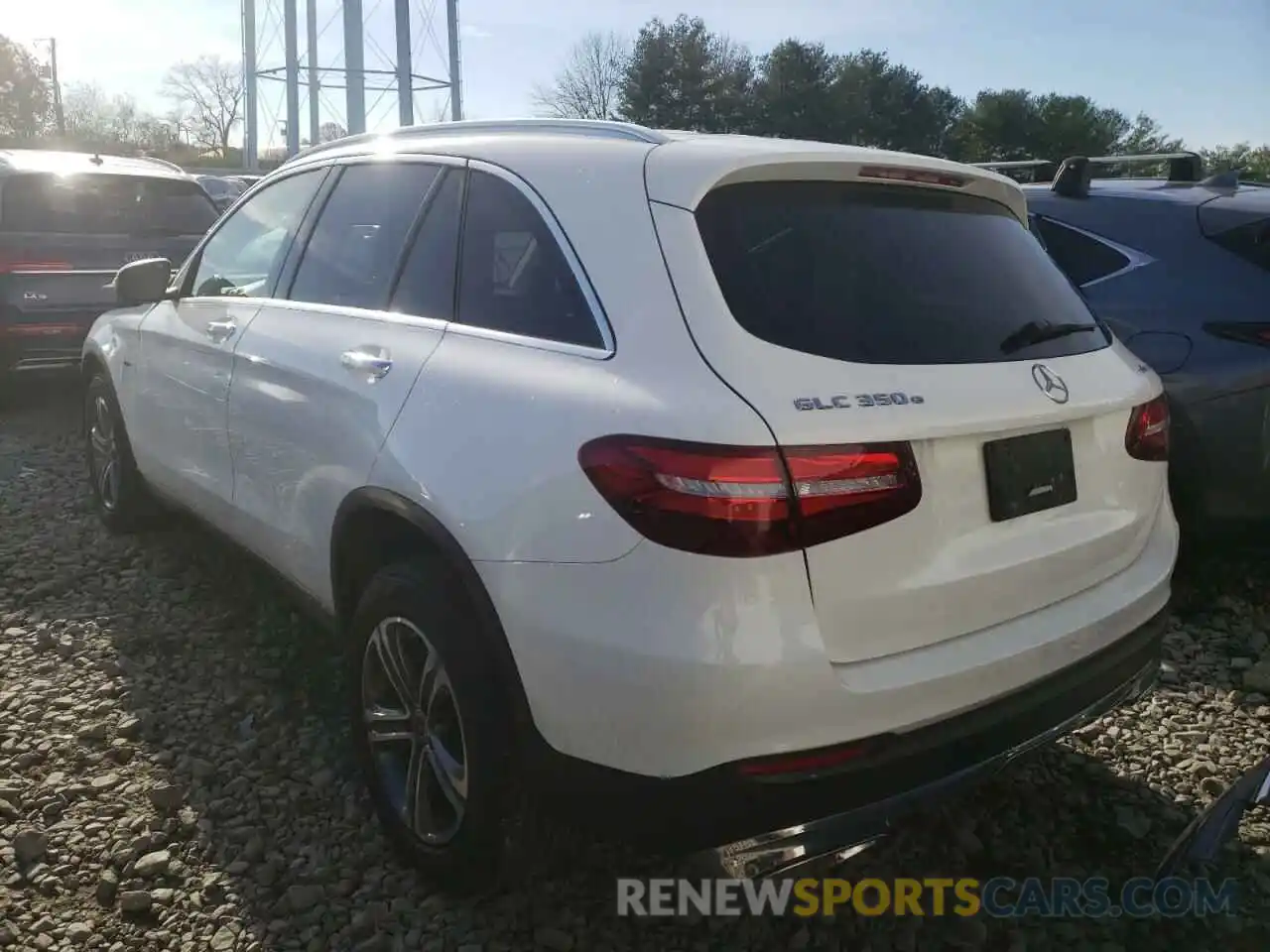 3 Photograph of a damaged car WDC0G5EB5KF548931 MERCEDES-BENZ GLC-CLASS 2019