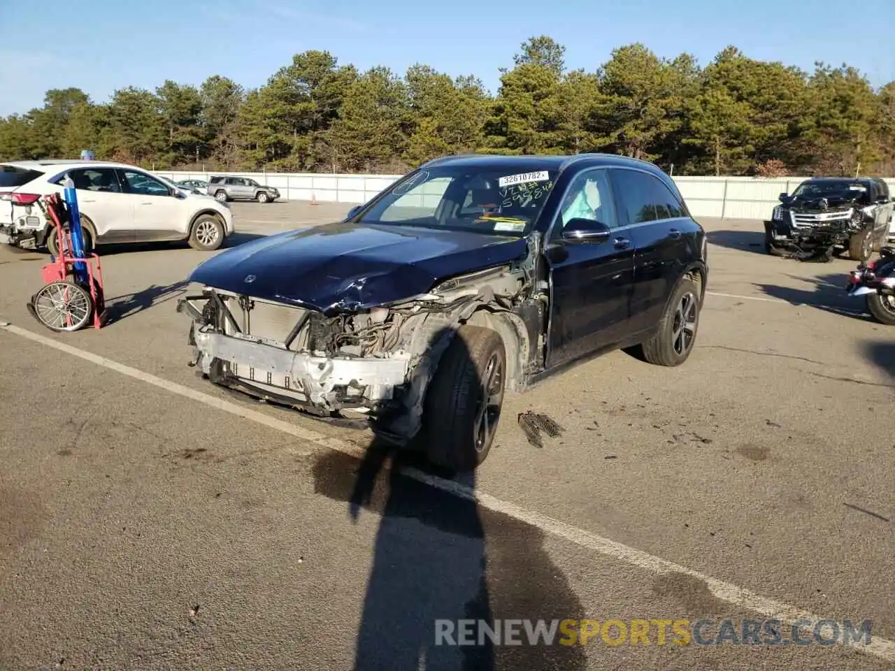 2 Photograph of a damaged car WDC0G5EB5KF598843 MERCEDES-BENZ GLC-CLASS 2019