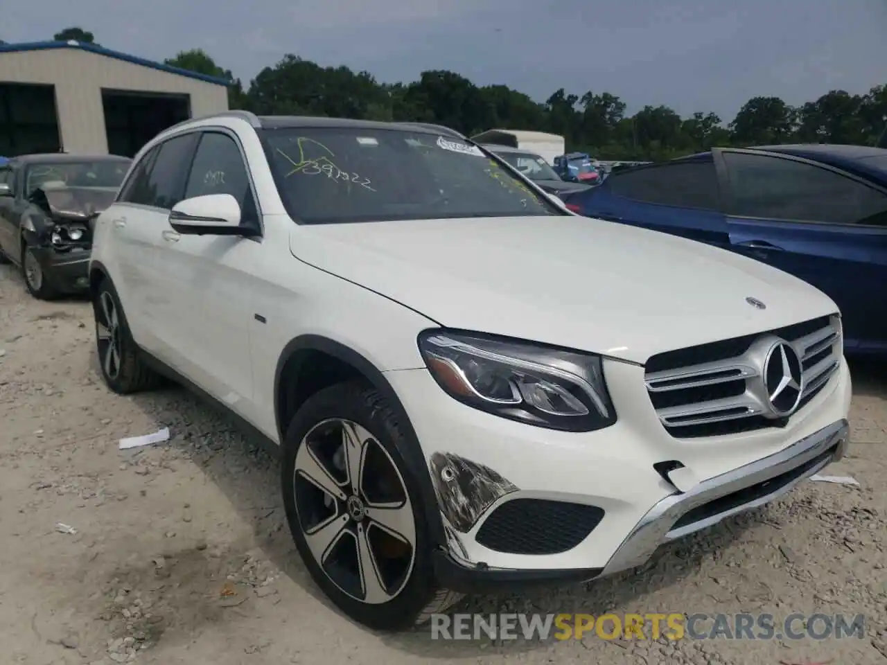 1 Photograph of a damaged car WDC0G5EB6KF608408 MERCEDES-BENZ GLC-CLASS 2019