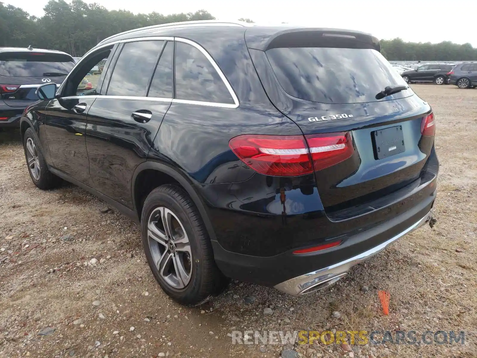 3 Photograph of a damaged car WDC0G5EB7KF591327 MERCEDES-BENZ GLC-CLASS 2019