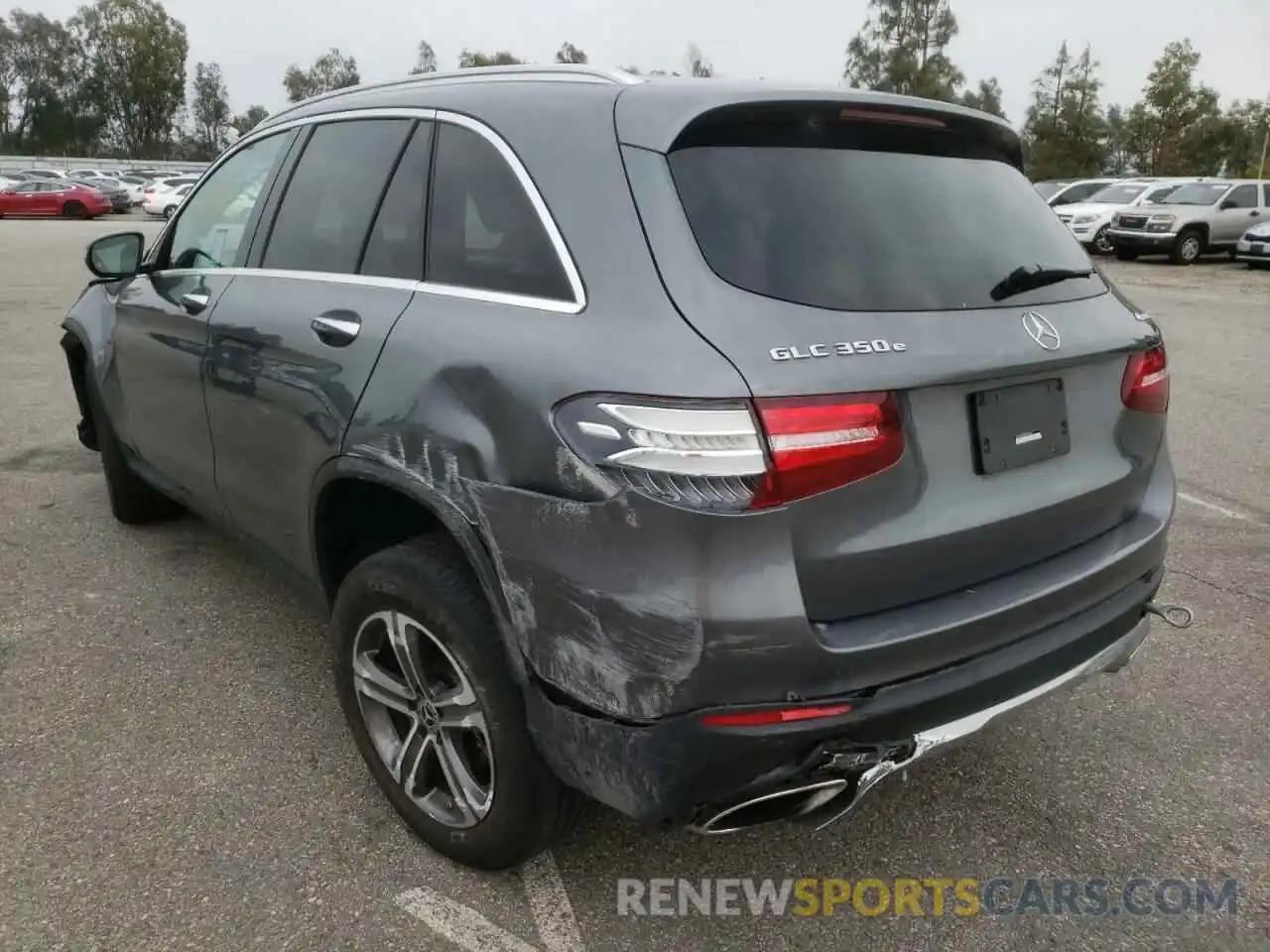 3 Photograph of a damaged car WDC0G5EB8KF499515 MERCEDES-BENZ GLC-CLASS 2019