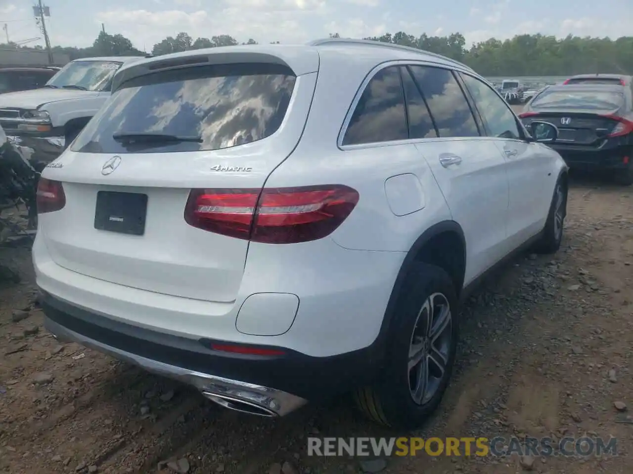 4 Photograph of a damaged car WDC0G5EB8KF590381 MERCEDES-BENZ GLC-CLASS 2019