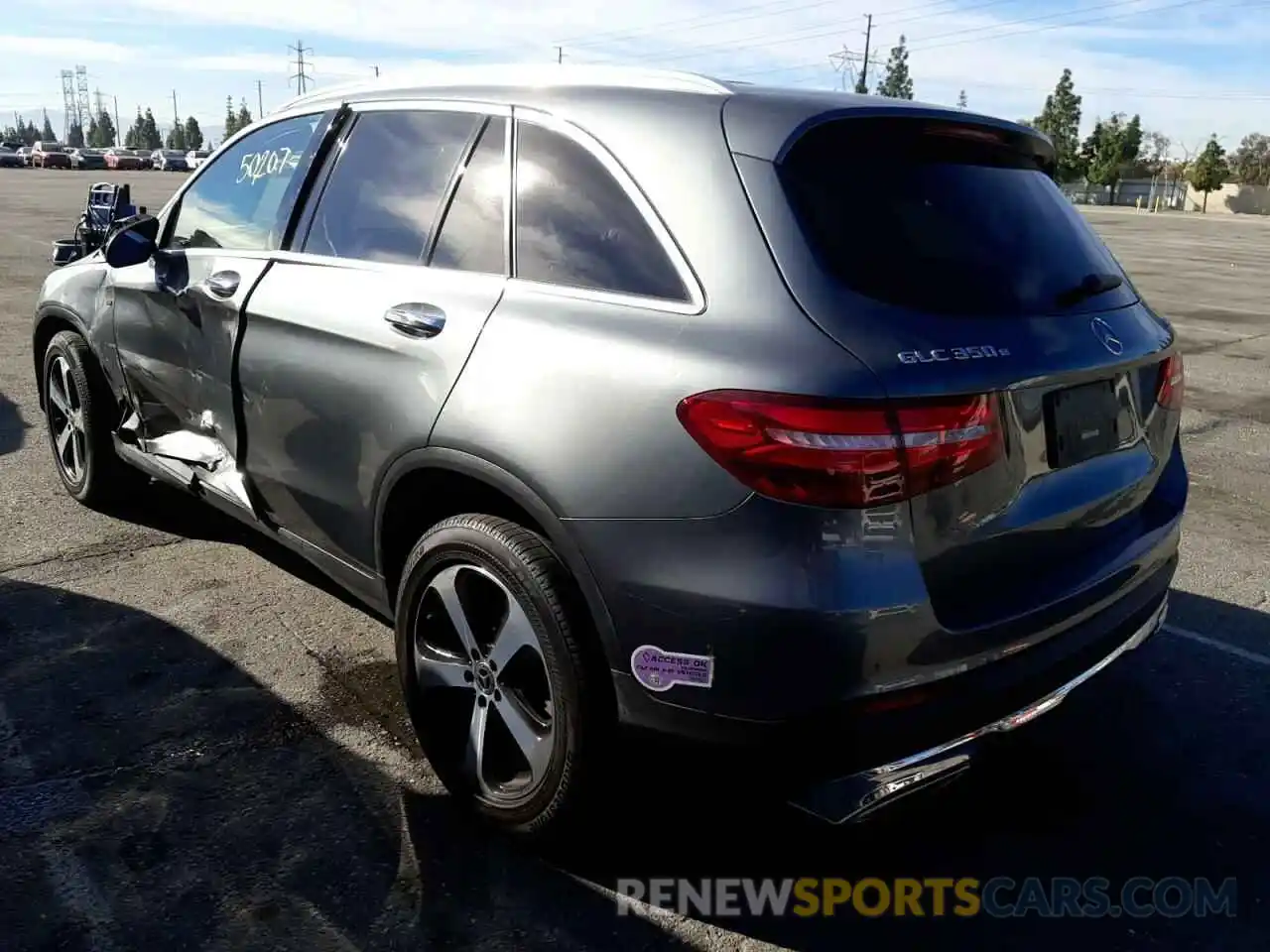 3 Photograph of a damaged car WDC0G5EB8KF621600 MERCEDES-BENZ GLC-CLASS 2019