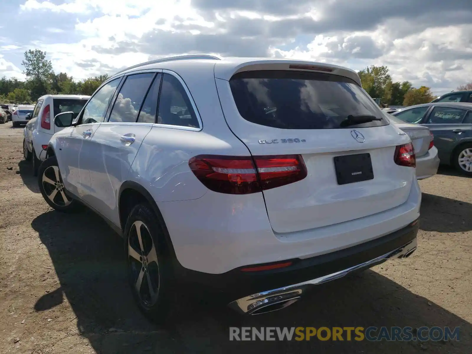 3 Photograph of a damaged car WDC0G5EB9KF622061 MERCEDES-BENZ GLC-CLASS 2019