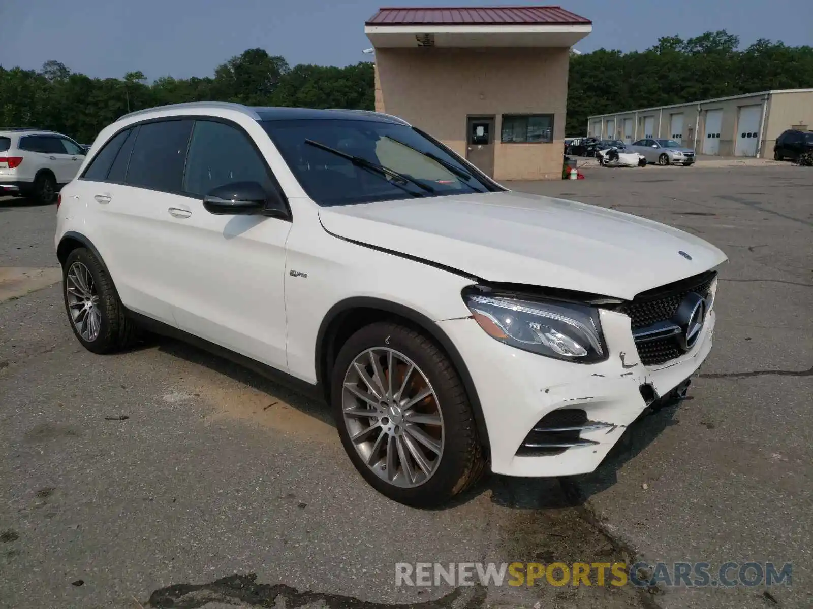 1 Photograph of a damaged car WDC0G6EB3KF659063 MERCEDES-BENZ GLC-CLASS 2019