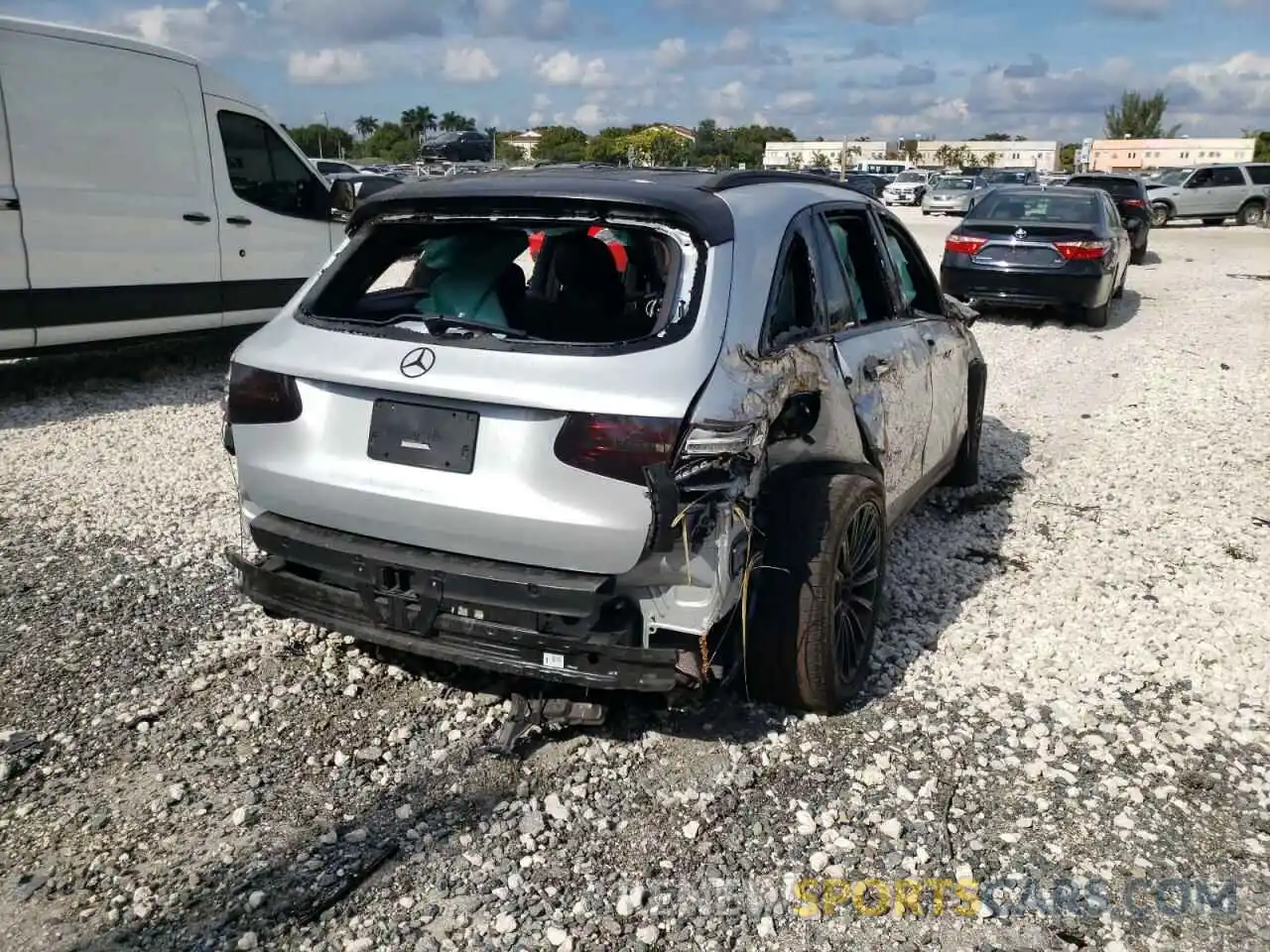 4 Photograph of a damaged car WDC0G6EB5KF503865 MERCEDES-BENZ GLC-CLASS 2019